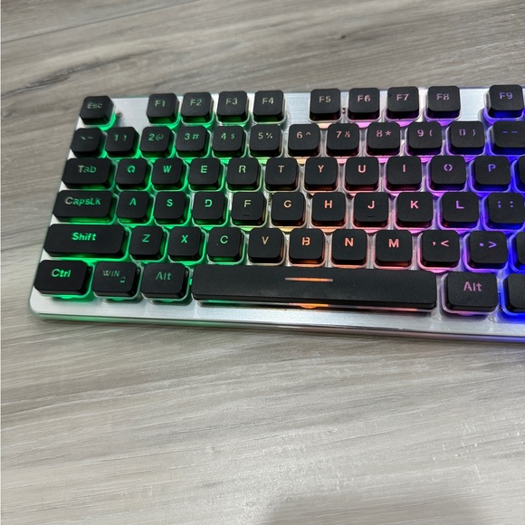 EUC LANGTU Membrane Gaming Keyboard Colorful LED Backlit Keyboard, USB Wired - Picture 3 of 9